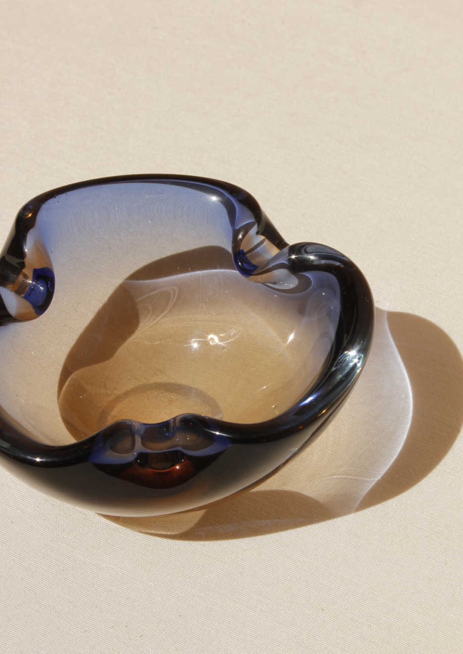 Two Tone Glass Catchall Bowl - Image 2