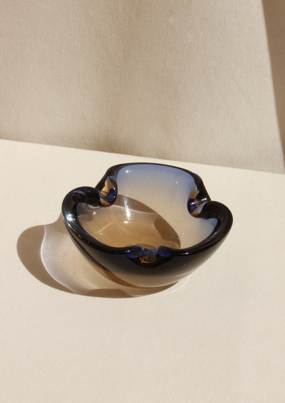 Two Tone Glass Catchall Bowl - Image 3