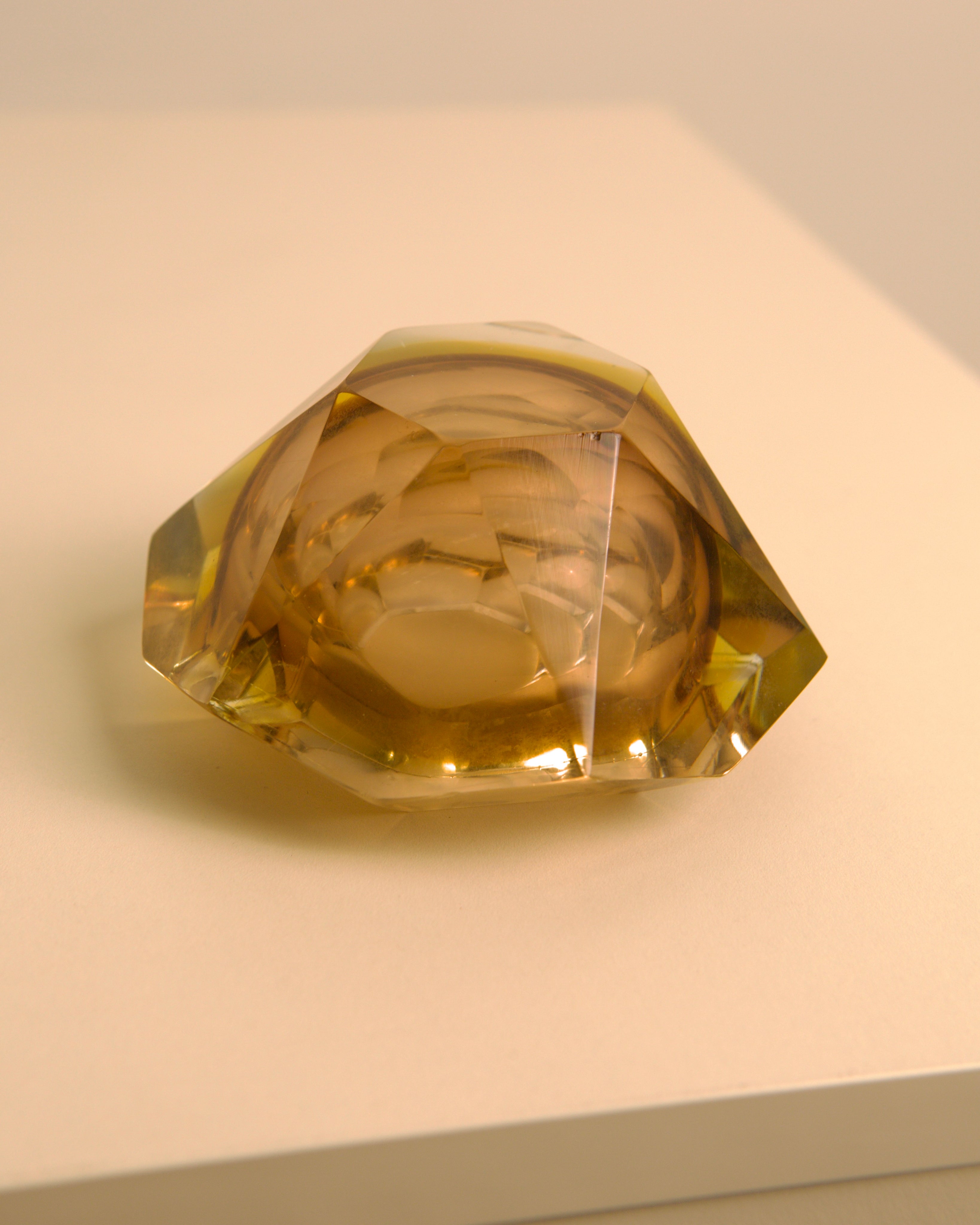 Yellow Murano Glass Diamond Ashtray - Image 4