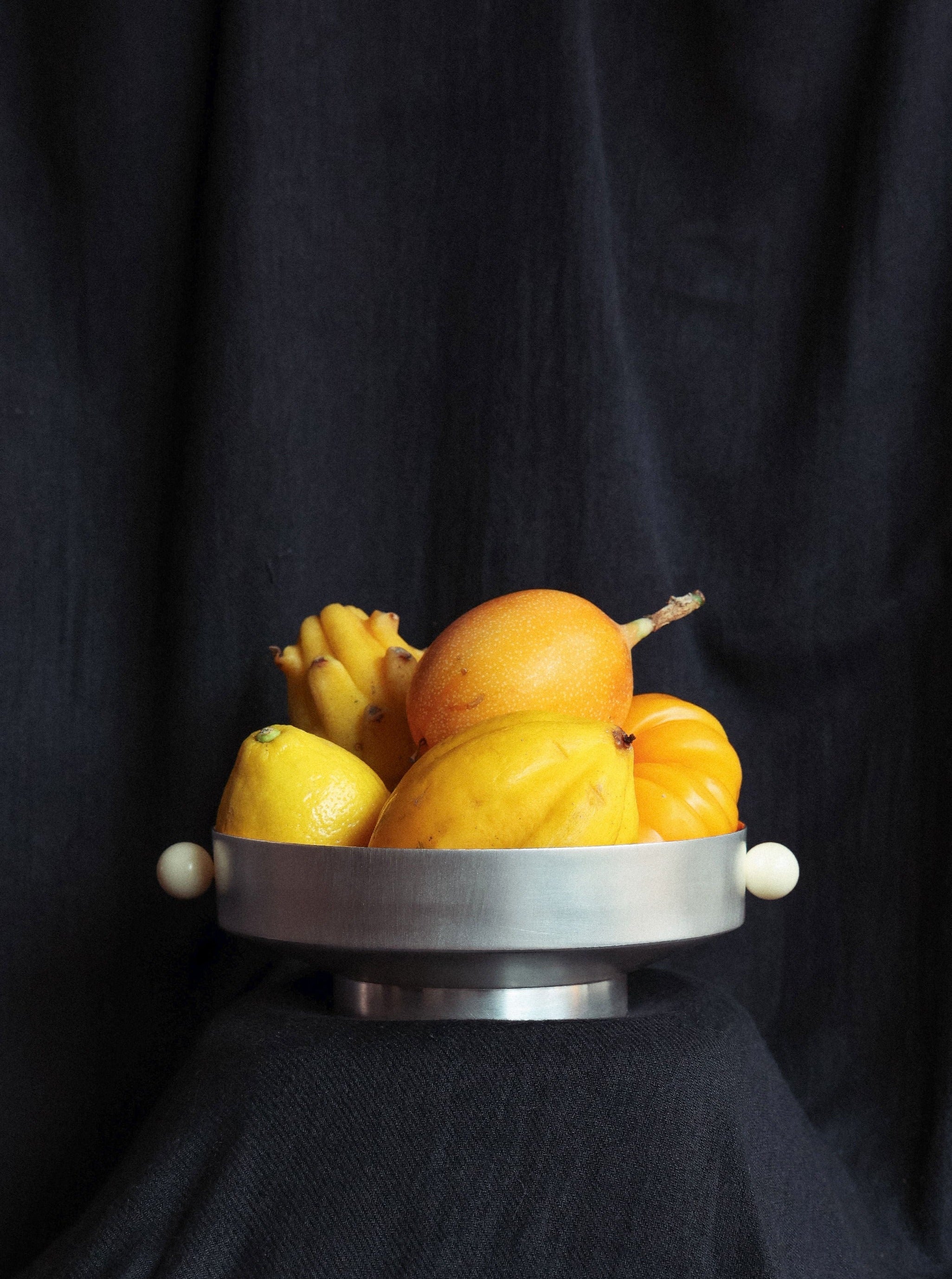 Silver-Plated Brass Fruit Bowl With Stone Handles - Image 3