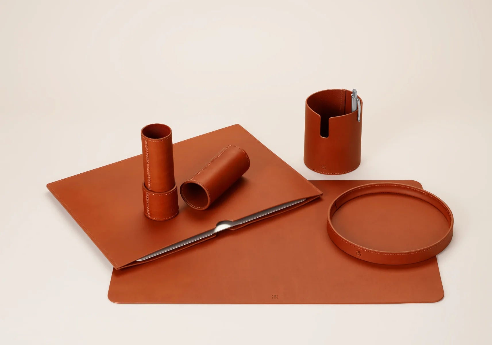 Round Leather Trinket Tray - Image 12