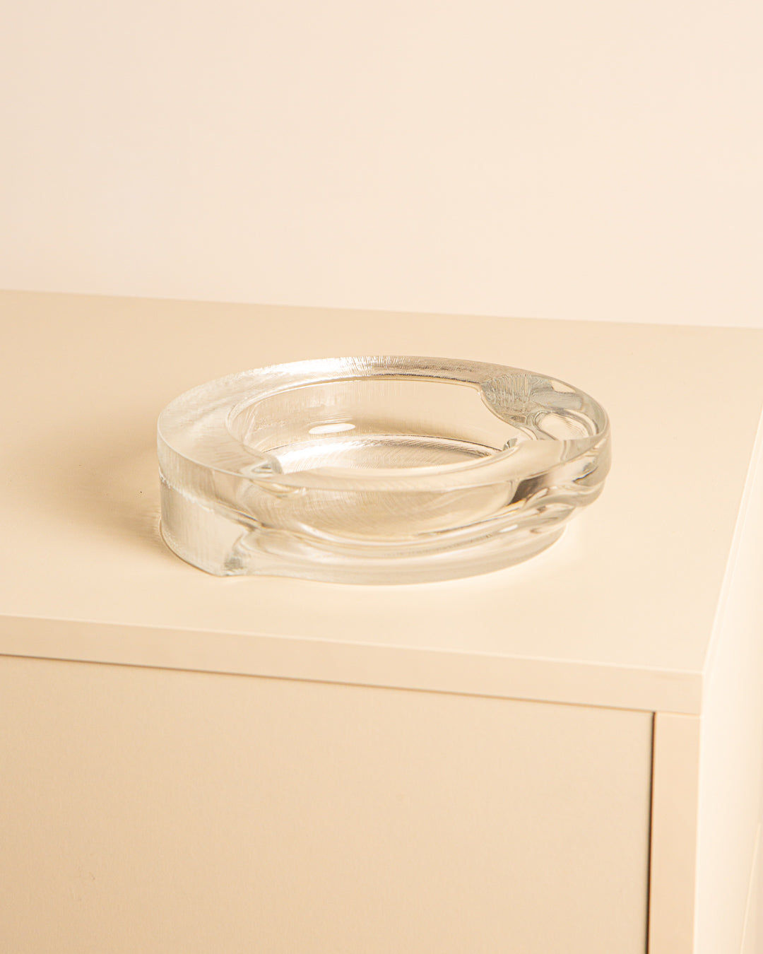 1970s Glass Decorative Ashtray - Image 2