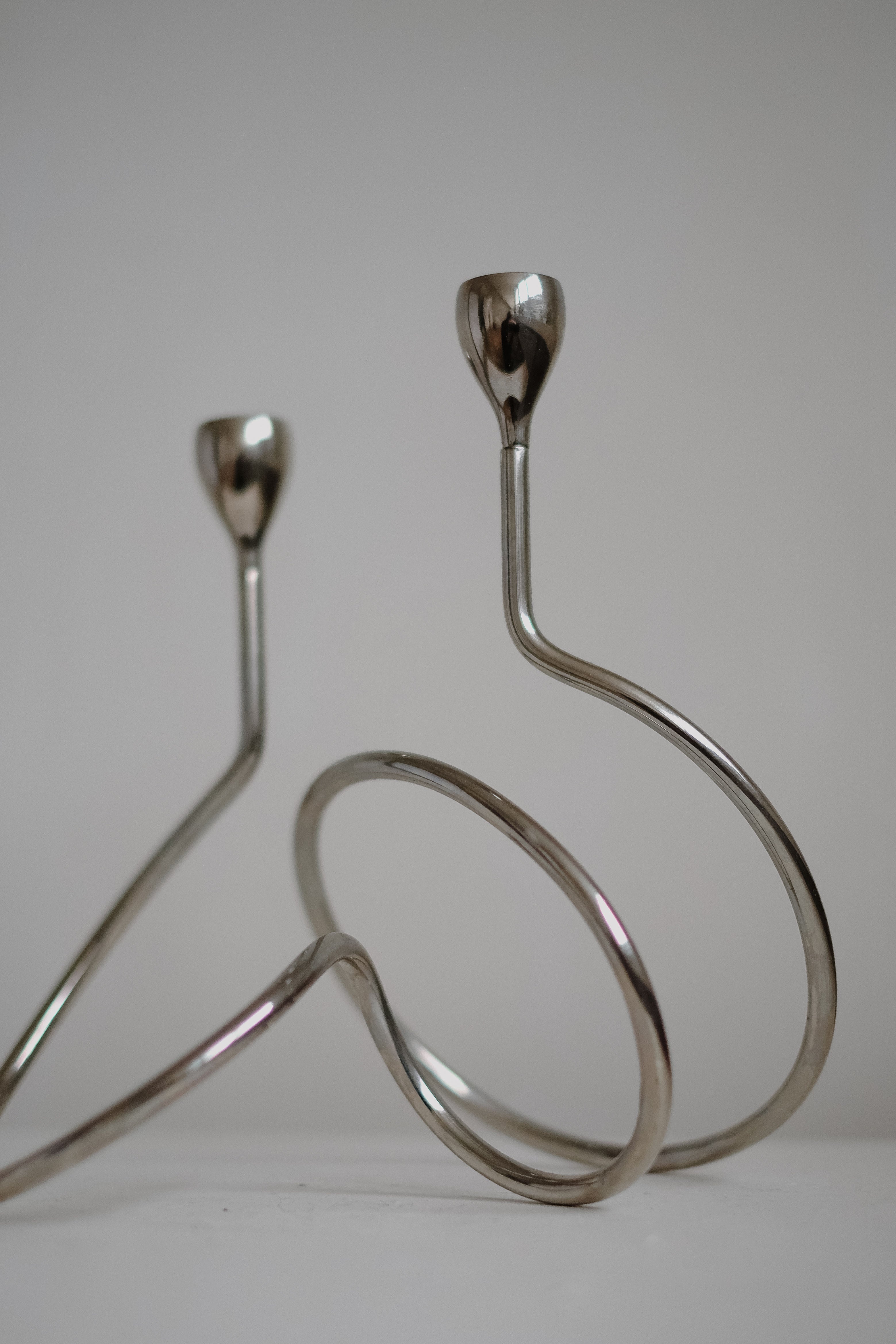 Chrome Loop Candle Holder - Image 7