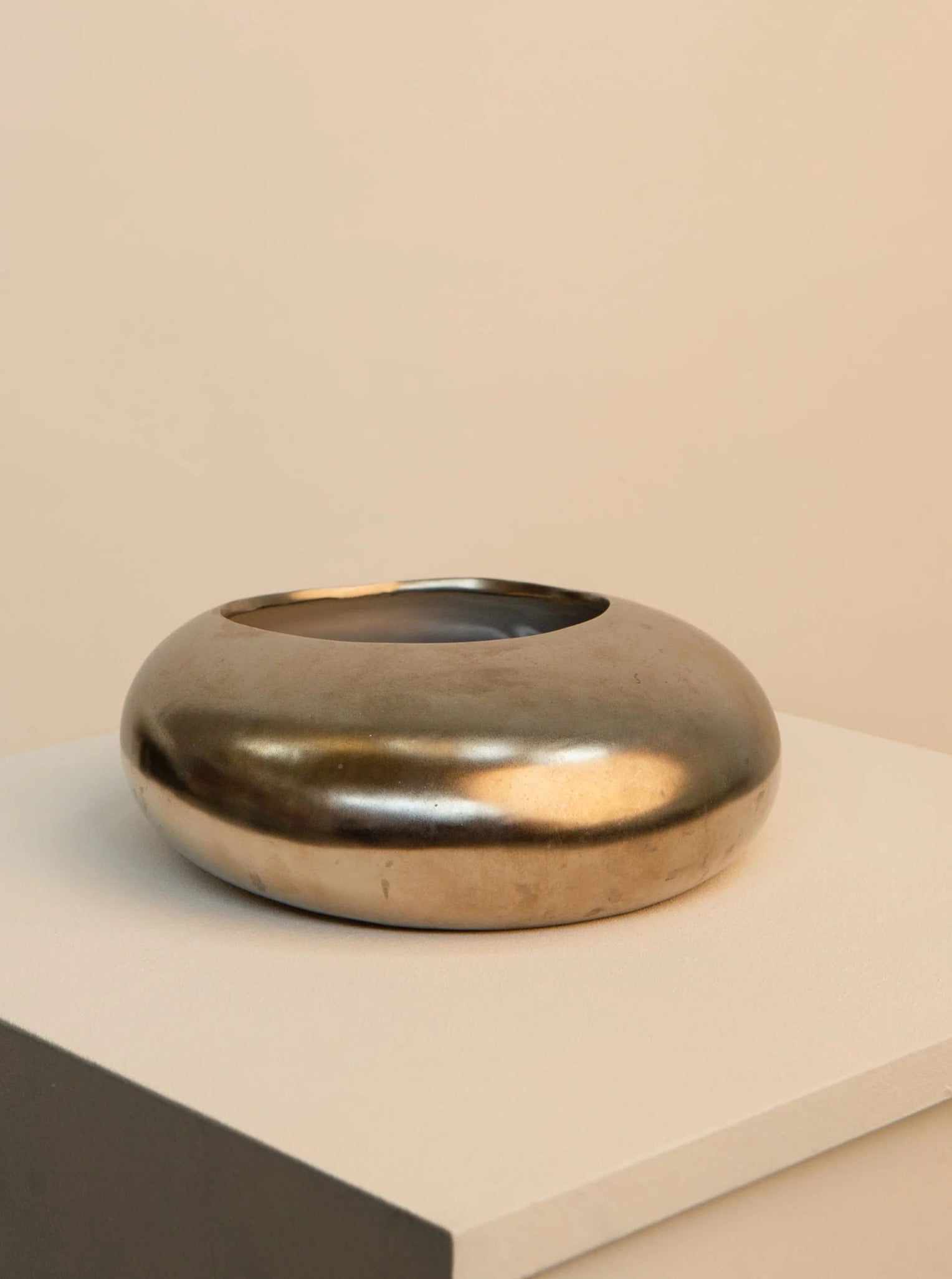 Metallic Effect Ceramic Catchall Bowl - Image 3