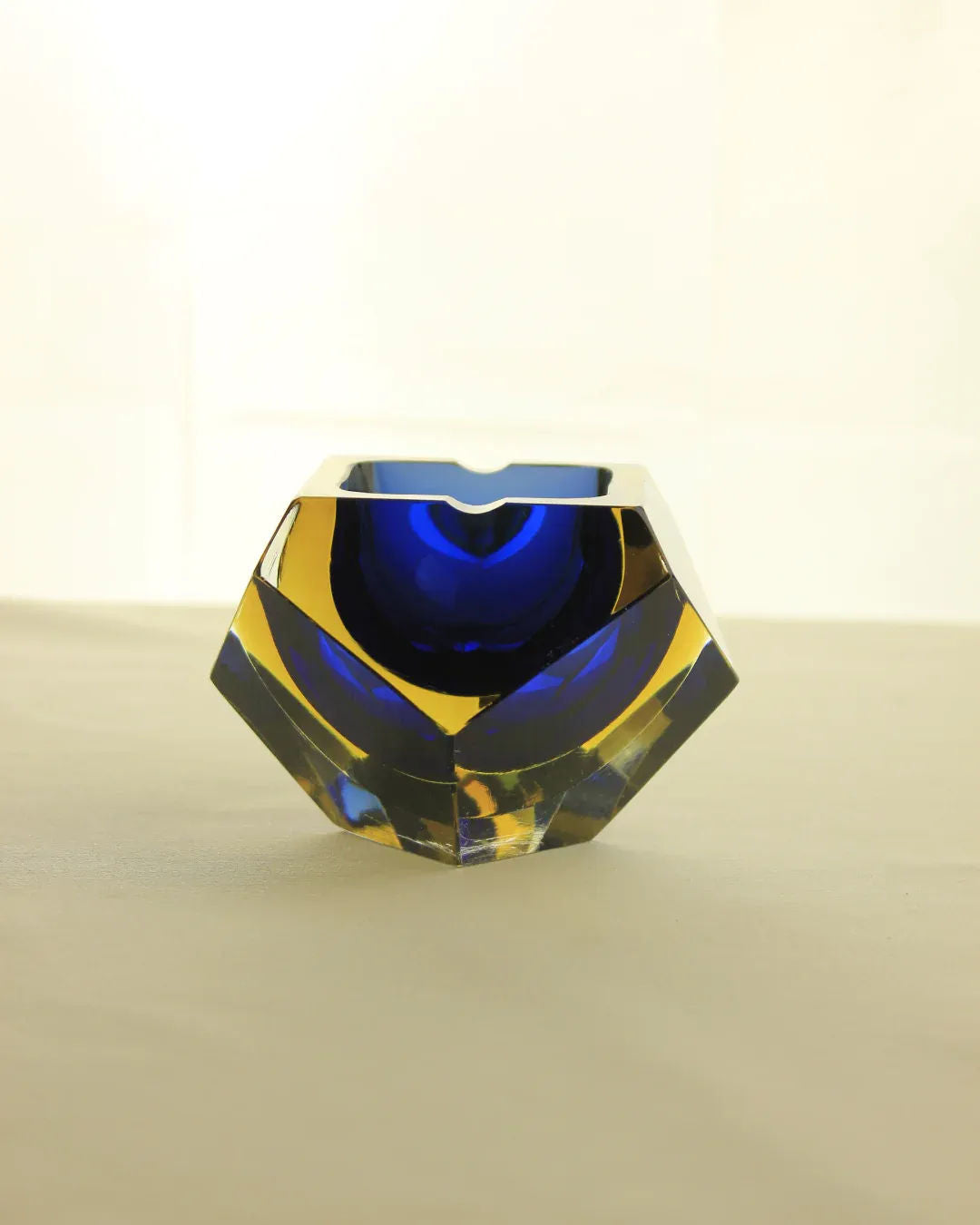 Small Sommerso Style Glass Ashtray - Image 2