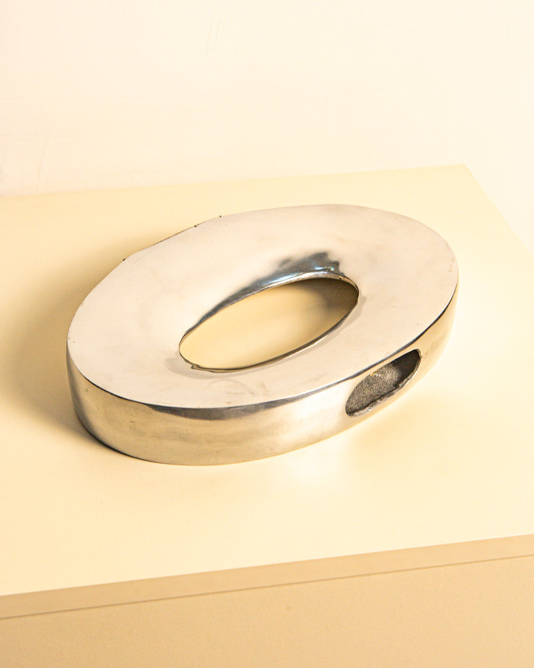 1980s Oval Aluminum Vase - Image 4