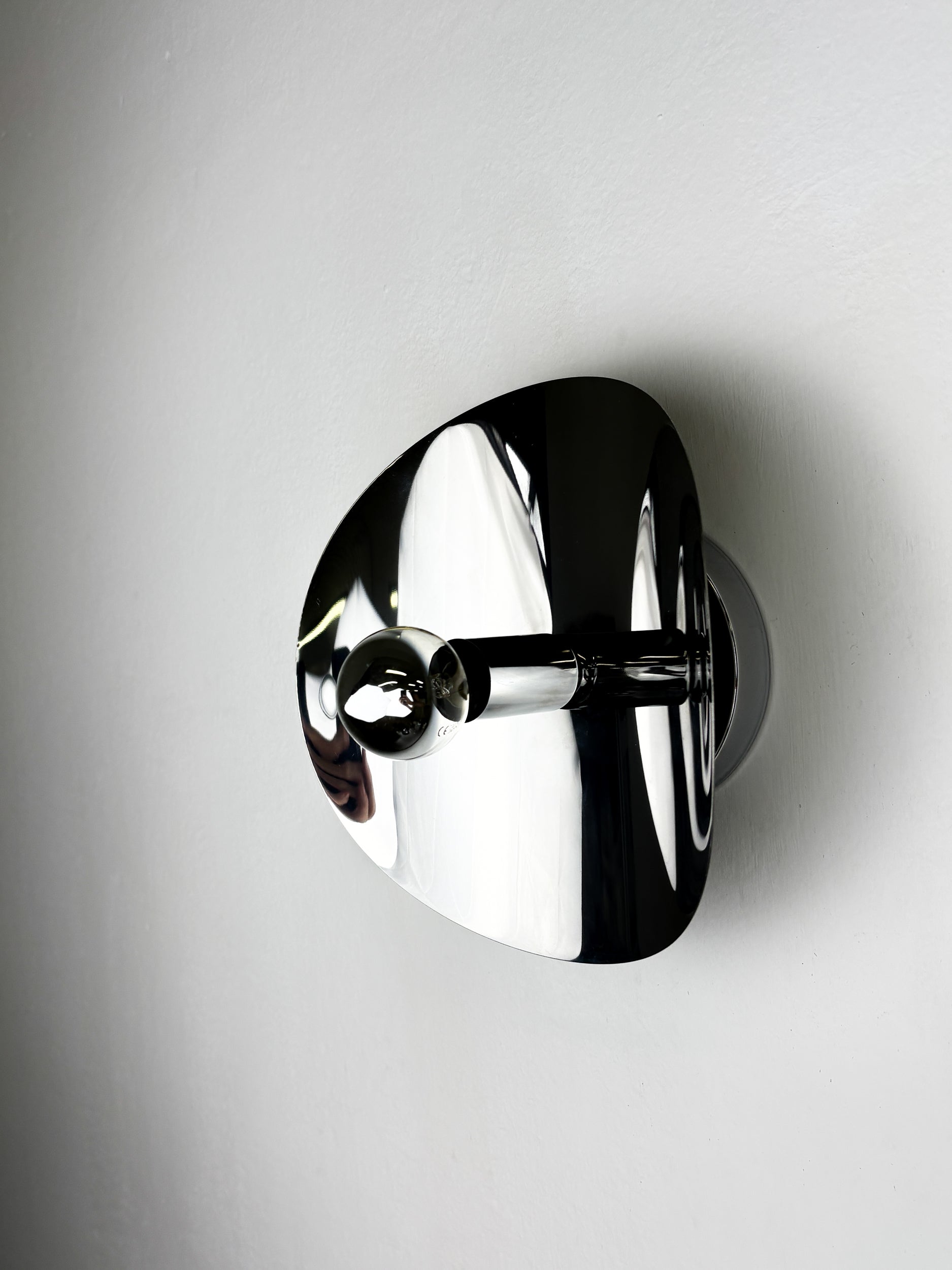 1970s Chrome Metal Wall Sconce - Image 2