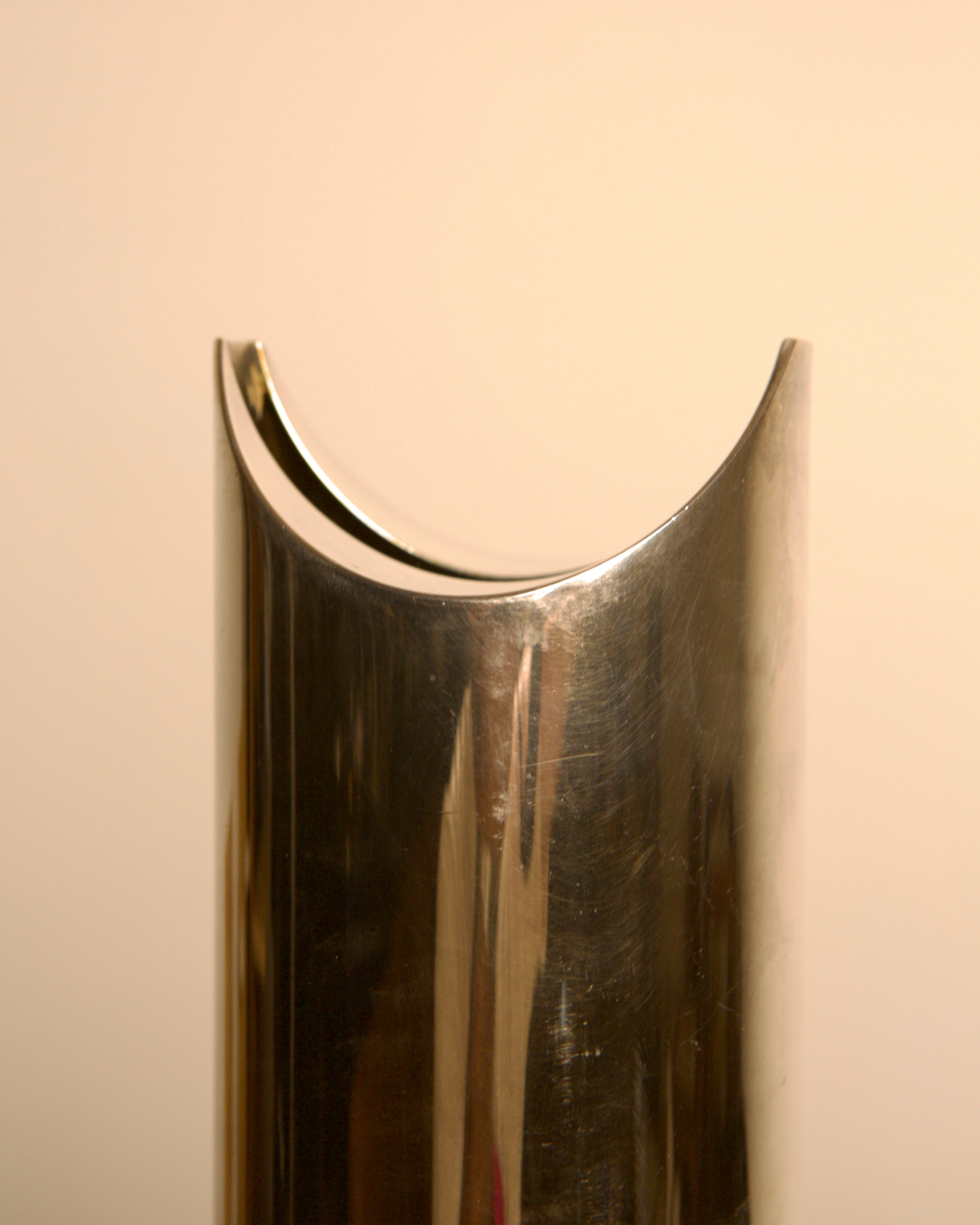 1980s Silver-Plated Sculptural Vase - Image 5