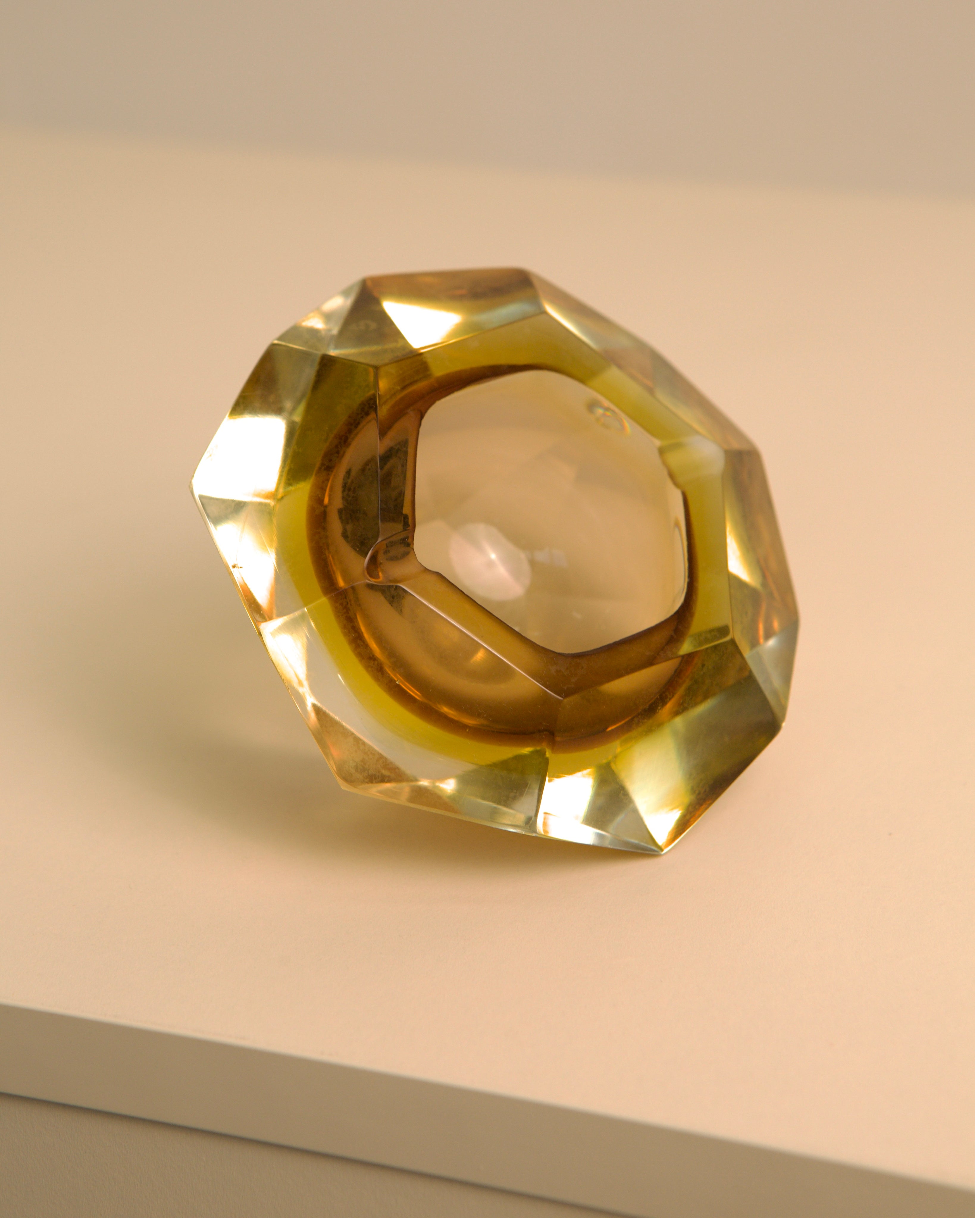 Yellow Murano Glass Diamond Ashtray - Image 3