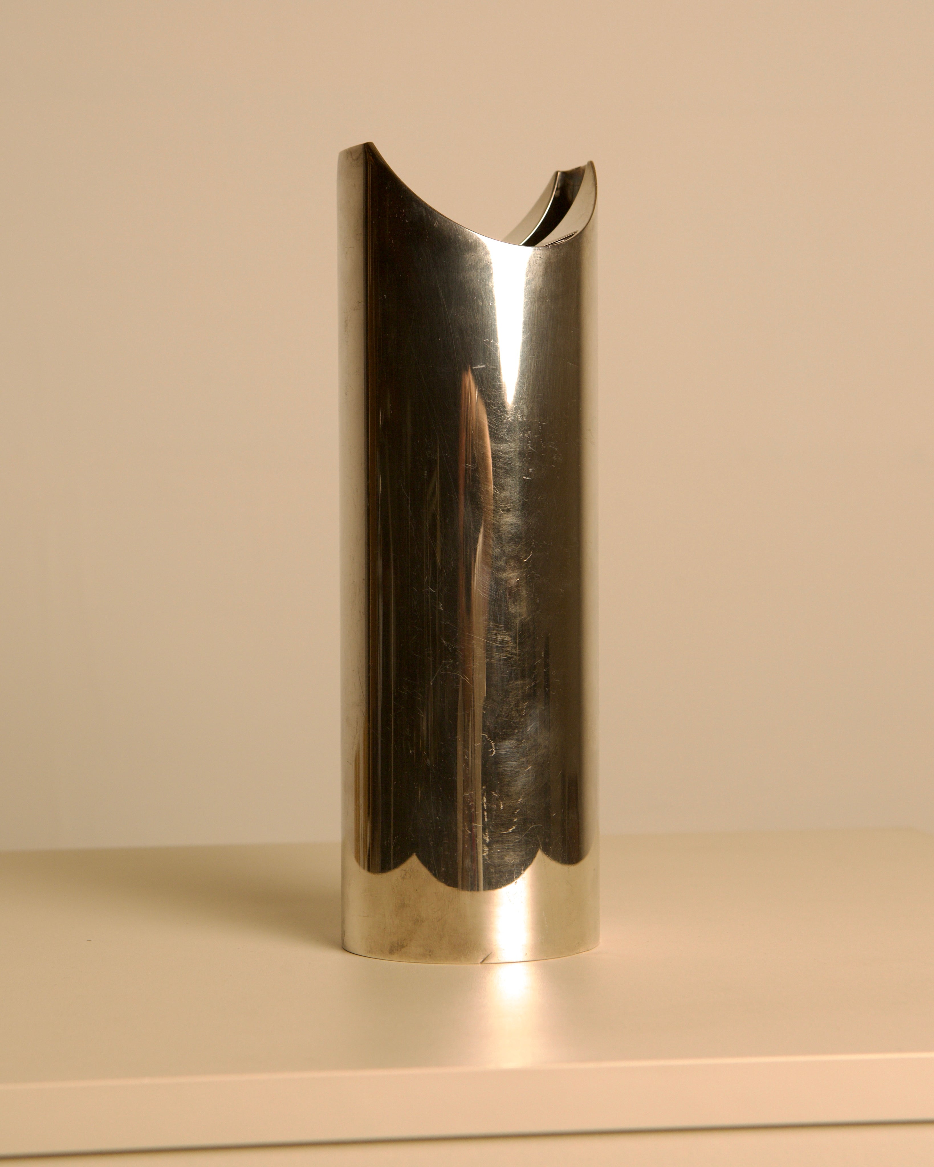 1980s Silver-Plated Sculptural Vase - Image 2